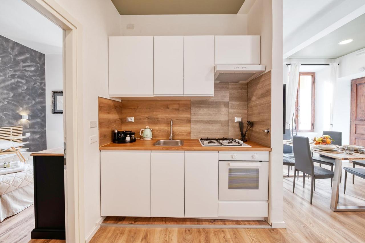 3 Rooms 3 Bathrooms - Lovely Apartment Close The Vatican 로마 외부 사진