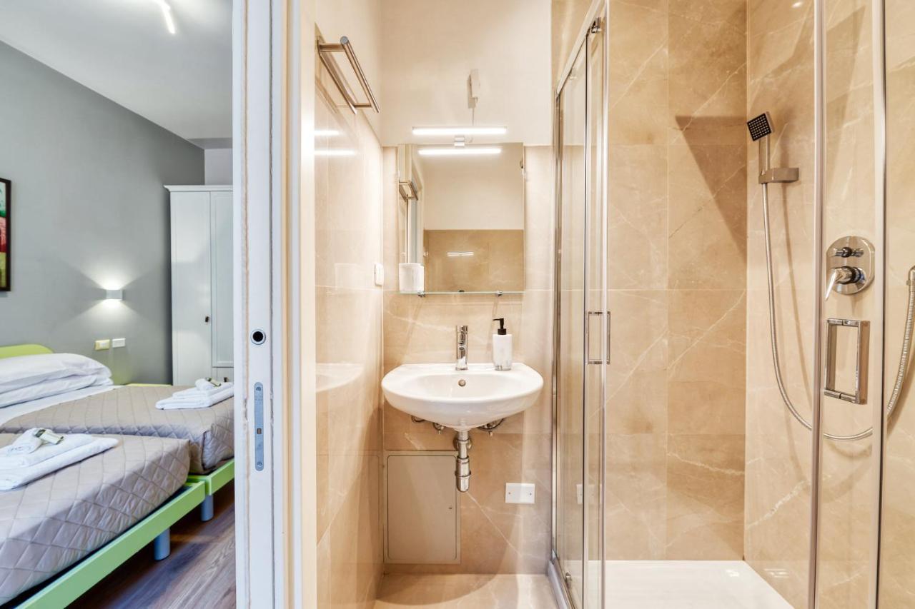 3 Rooms 3 Bathrooms - Lovely Apartment Close The Vatican 로마 외부 사진